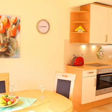 Apartment Achterhof - Whg 7 Rotkehlchen *